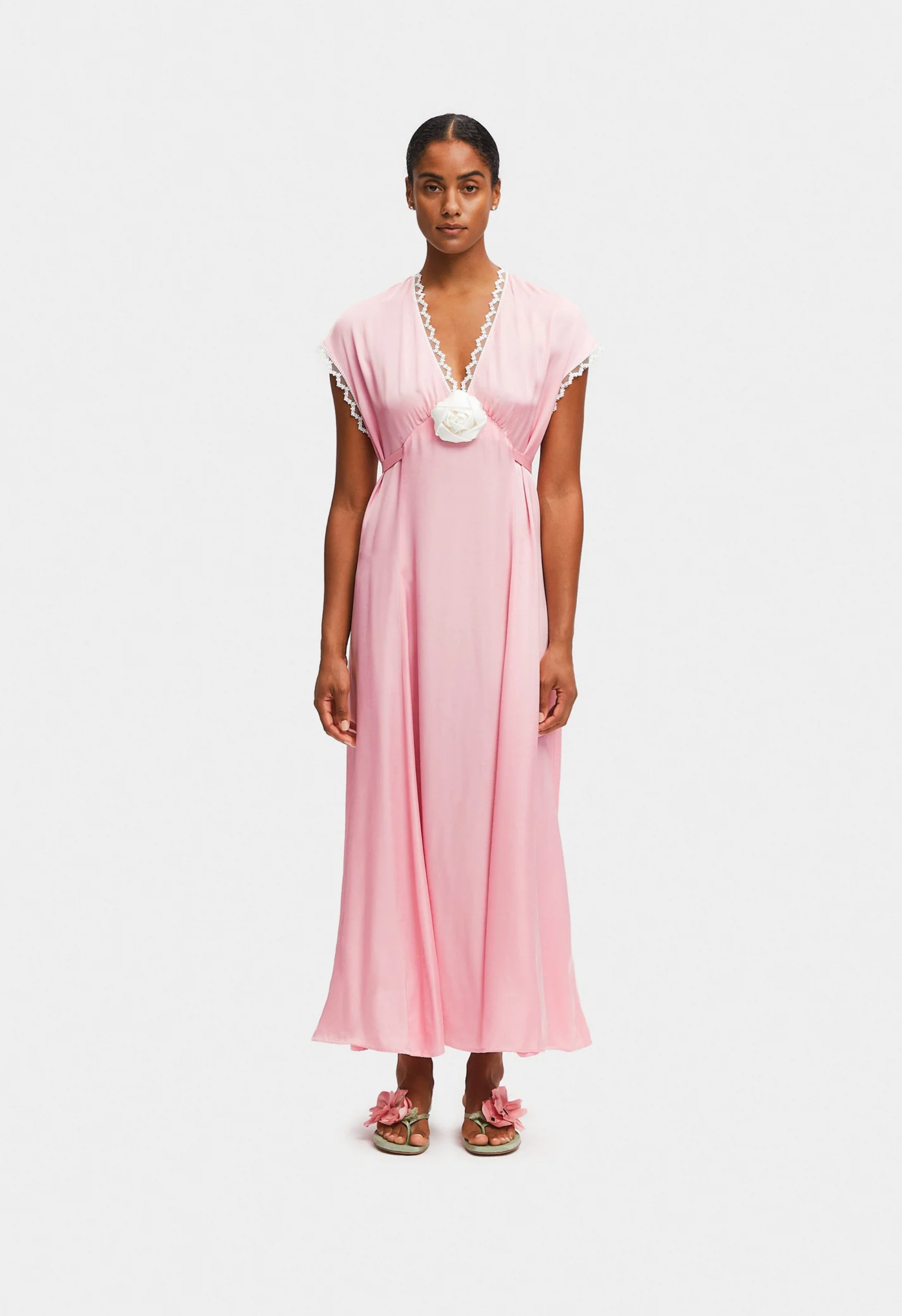 Genus Rosa Satin Dress