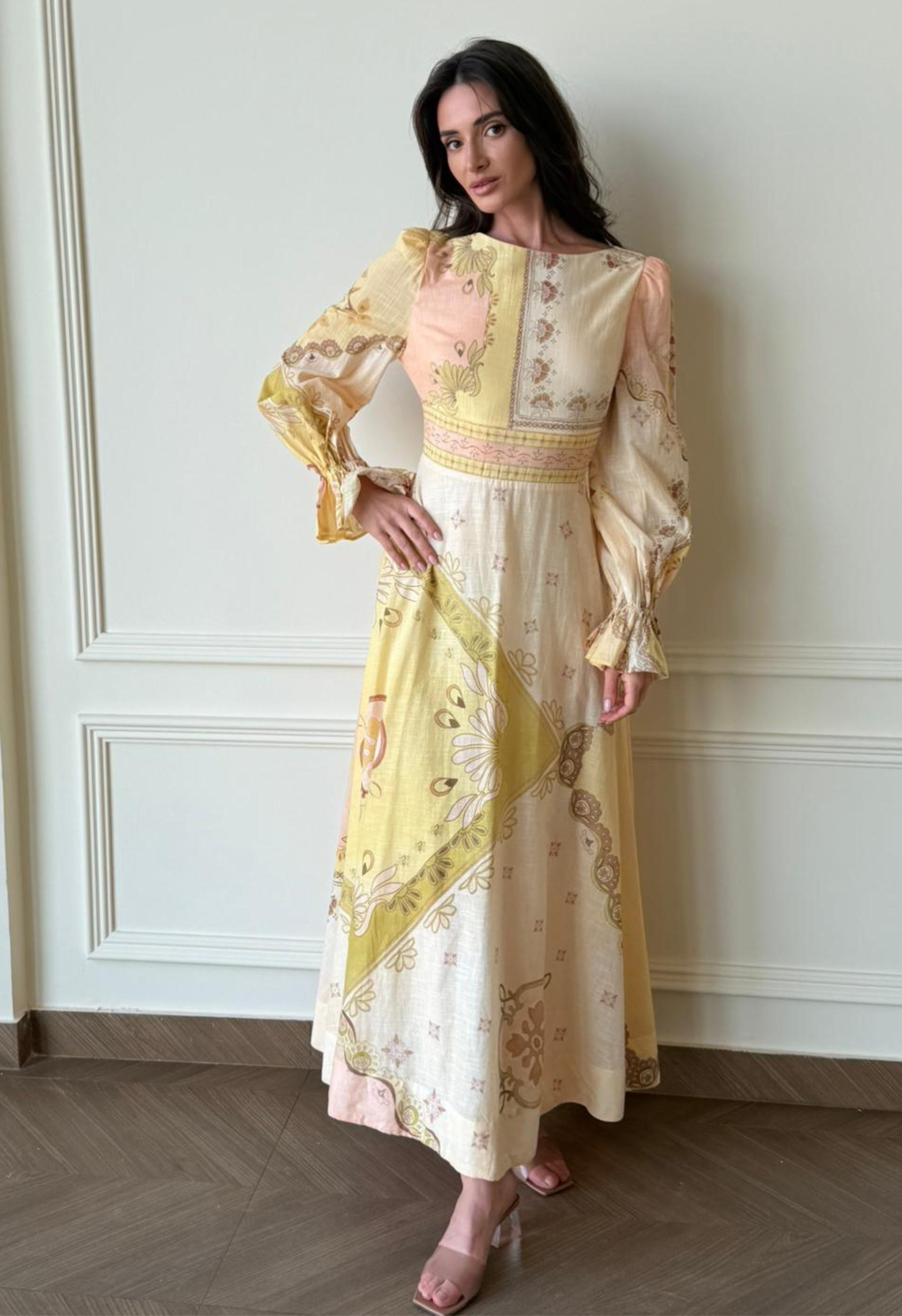 Gigaro Waist Tie Dress