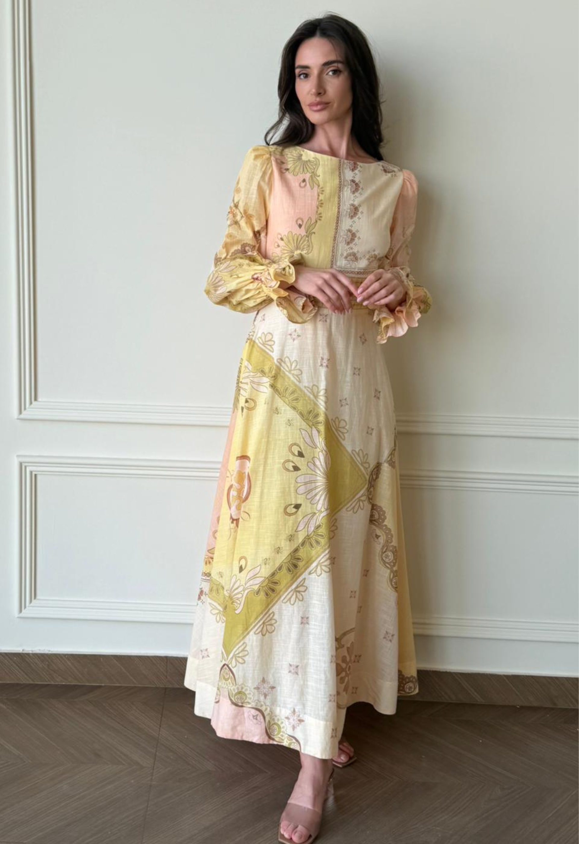 Gigaro Waist Tie Dress