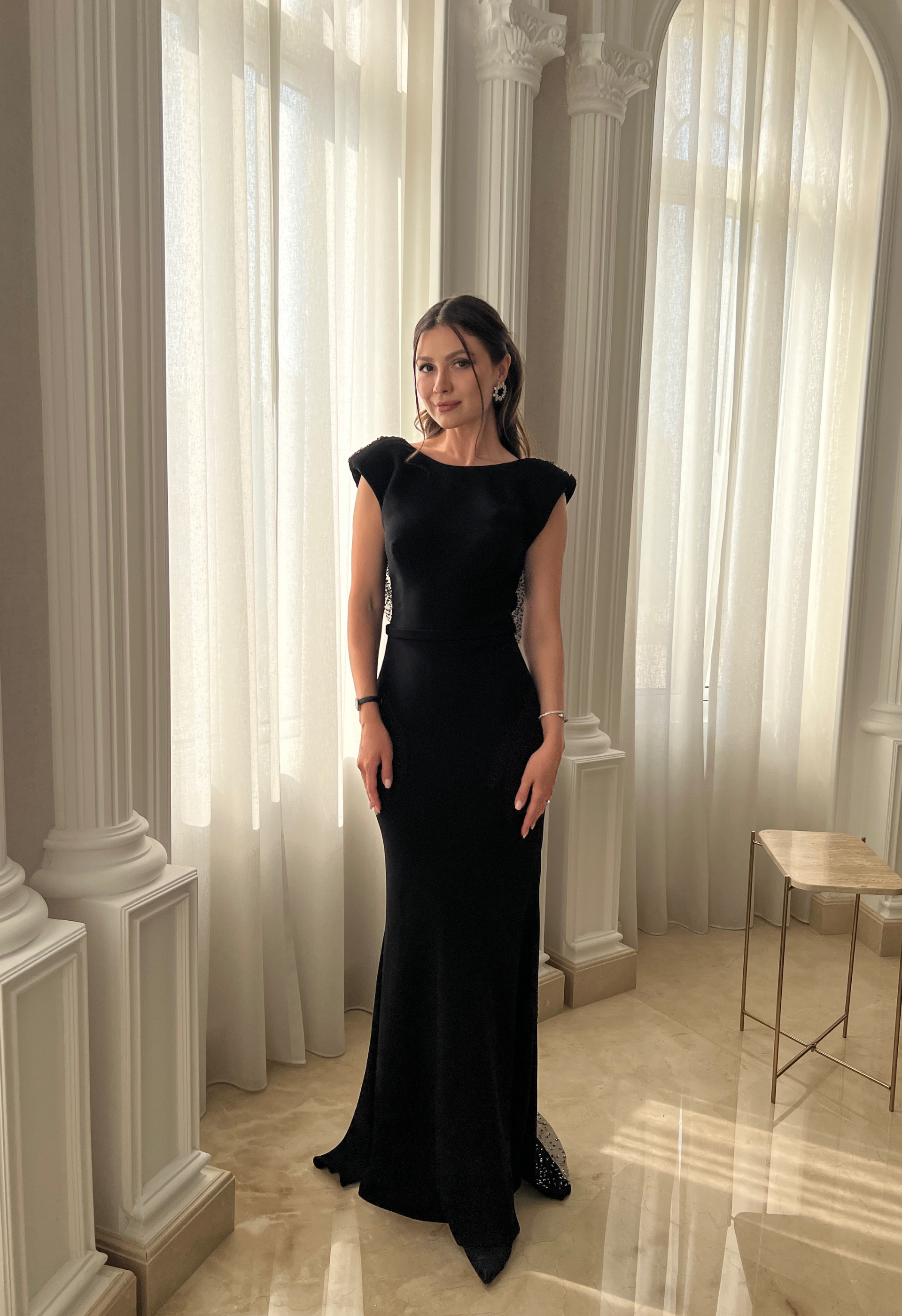 Open back slim dress