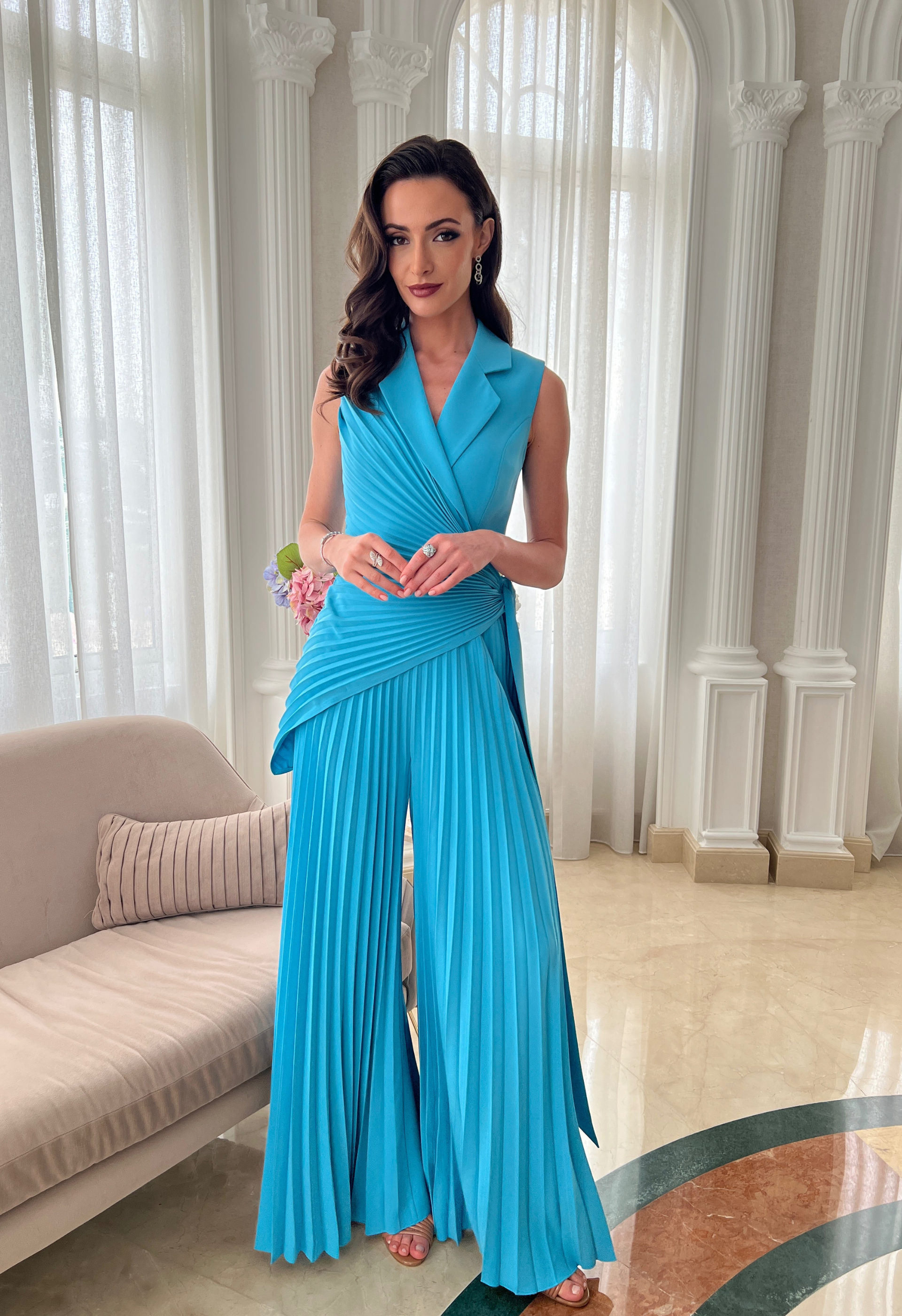 Jumpsuit in pleated crepe in blue