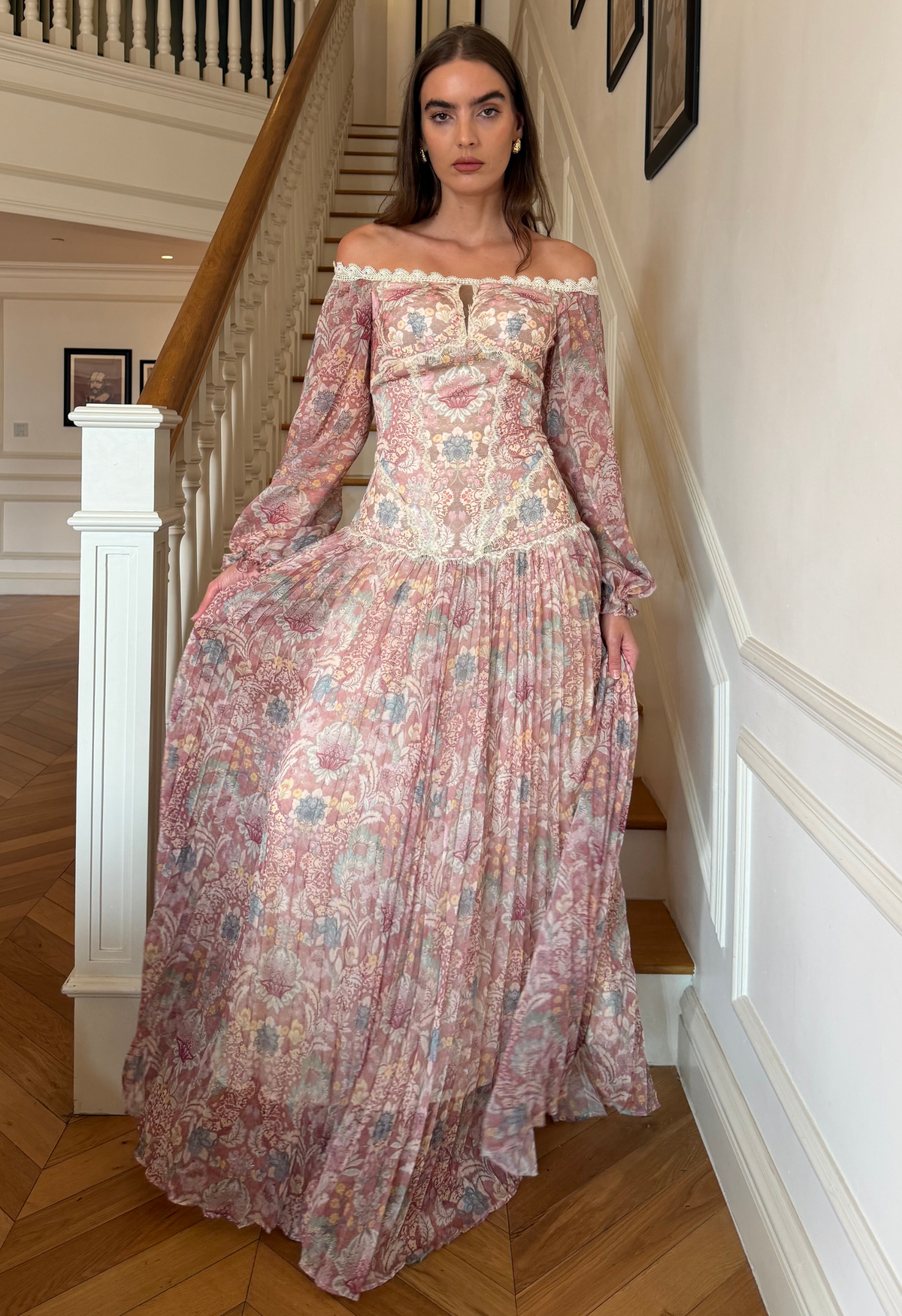 Off-Shoulder Baroque in Red Ochre & Chocolate