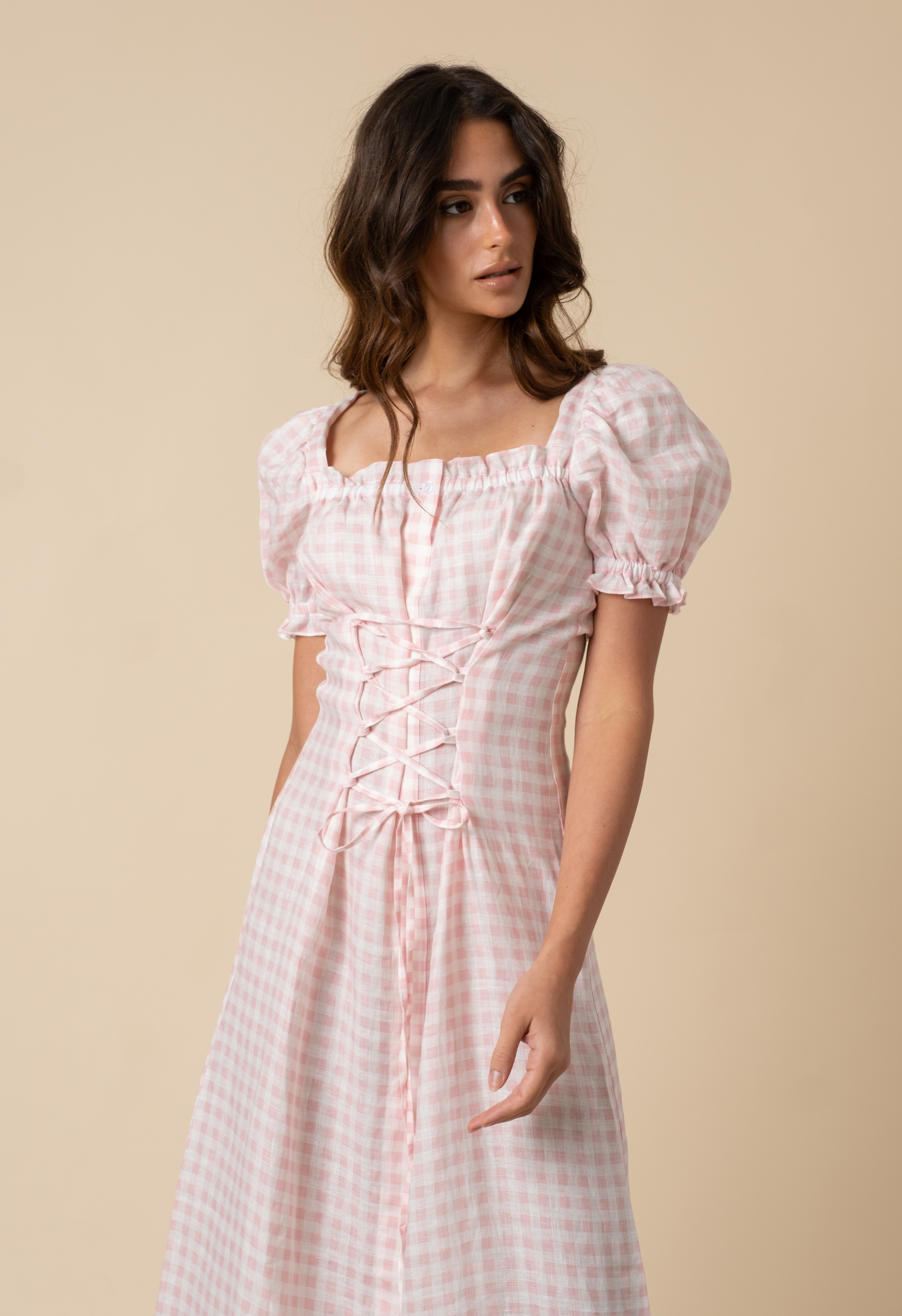 فستان "ماركيز" من الكتان ١٠٠٪ بالنقشة الوردية